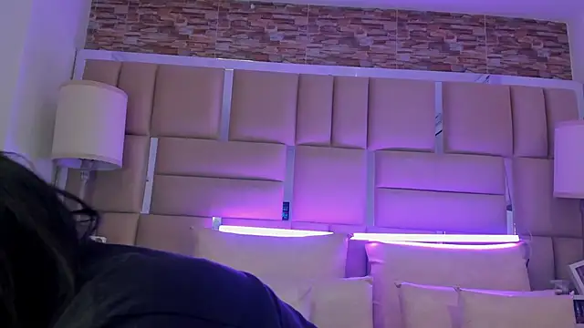 Snapshot of ShaniaBrownn chatting on January 9, 2026, 7:43 pm ShaniaBrownn online show from January 9, 2026, 7:43 pm