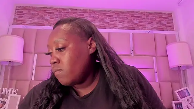 Snapshot of ShaniaBrownn chatting on February 28, 2026, 7:57 pm ShaniaBrownn online show from February 28, 2026, 7:57 pm