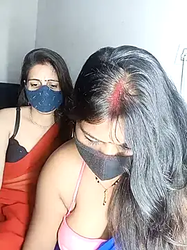 Snapshot of cutee__crazy chatting on September 26, 2025, 6:15 pm cutee crazy online show from September 26, 2025, 6:15 pm