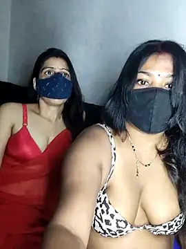 Snapshot of cutee__crazy chatting on October 4, 2025, 5:58 pm cutee crazy online show from October 4, 2025, 5:58 pm