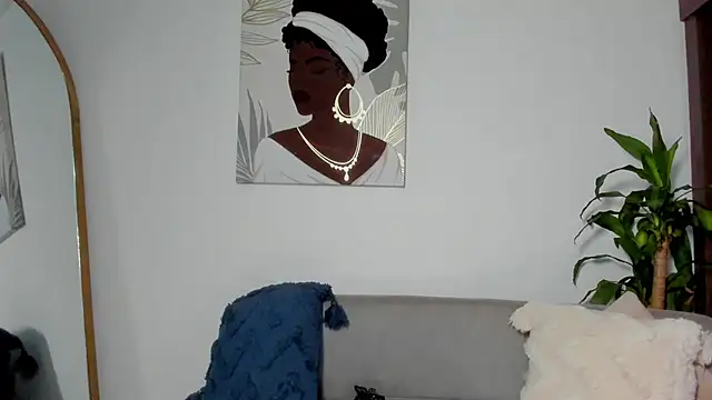 sweet mia23 online show from March 22, 2026, 7:10 am