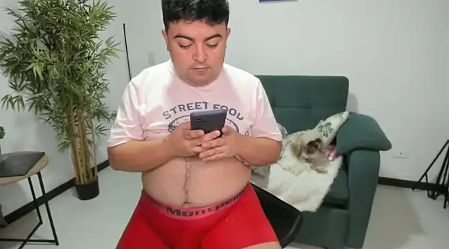 naughty bear online show from December 24, 2024, 6:44 am