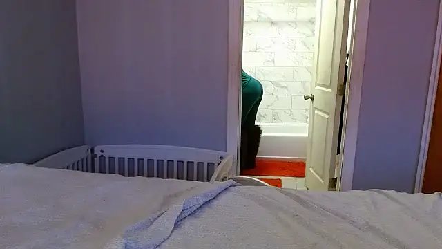 MSweetLindaParks online show from February 8, 2026, 5:10 pm