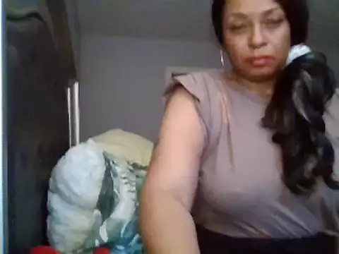 Snapshot of MSweetLindaParks chatting on February 16, 2025, 6:10 pm MSweetLindaParks online show from February 16, 2025, 6:10 pm