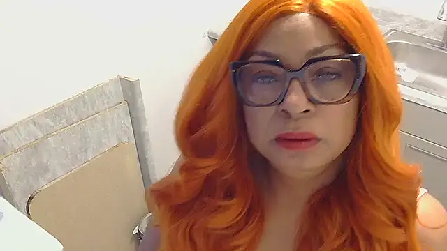 Snapshot of MSweetLindaParks chatting on September 17, 2025, 2:41 pm MSweetLindaParks online show from September 17, 2025, 2:41 pm