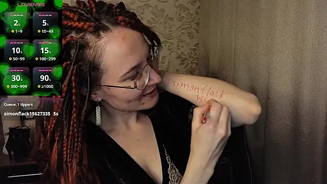 AgnesGraham online show from October 14, 2025, 11:36 pm