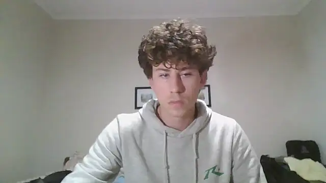 Snapshot of saint_not chatting on September 24, 2025, 9:32 pm saint not online show from September 24, 2025, 9:32 pm