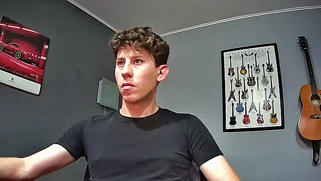 Snapshot of saint_not chatting on January 27, 2025, 1:05 am saint not online show from January 27, 2025, 1:05 am