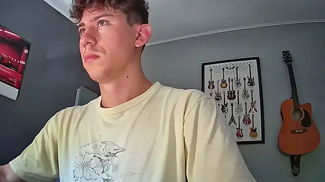 Snapshot of saint_not chatting on February 9, 2025, 6:37 pm saint not online show from February 9, 2025, 6:37 pm