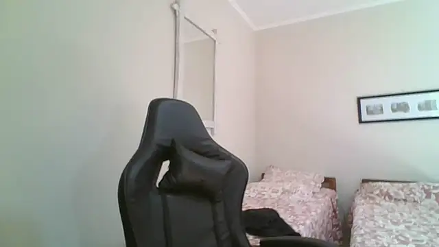 Snapshot of saint_not chatting on February 19, 2025, 9:03 pm saint not online show from February 19, 2025, 9:03 pm