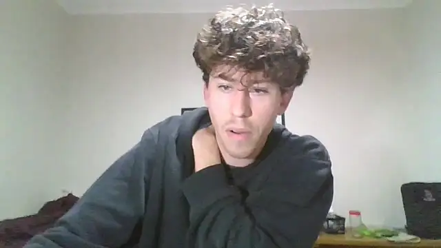 Snapshot of saint_not chatting on September 10, 2025, 10:20 pm saint not online show from September 10, 2025, 10:20 pm