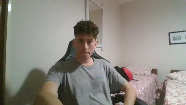 Snapshot of saint_not chatting on February 16, 2025, 10:33 pm saint not online show from February 16, 2025, 10:33 pm