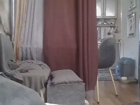 Baby-Matilda online show from December 17, 2025, 12:10 pm