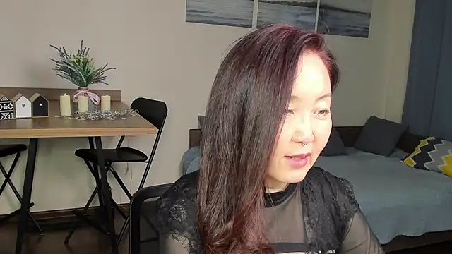 AvroraSakura online show from February 9, 2026, 1:20 pm