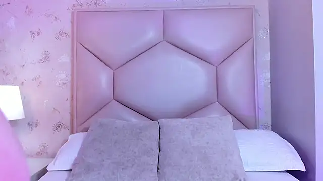 Snapshot of ambar_sullivan chatting on October 1, 2025, 11:47 am ambar sullivan online show from October 1, 2025, 11:47 am