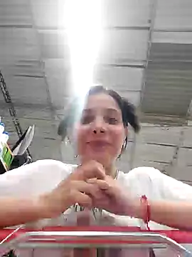 Snapshot of miaeyes chatting on December 11, 2024, 7:46 pm miaeyes online show from December 11, 2024, 7:46 pm