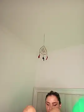 ASHLEY BLAIR online show from November 5, 2025, 9:51 pm