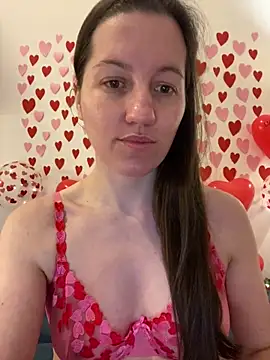 Snapshot of Nicole-Ray chatting on February 13, 2026, 4:18 pm Nicole-Ray online show from February 13, 2026, 4:18 pm