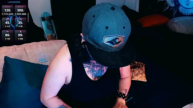 Marieblueeyes online show from September 24, 2025, 2:51 am