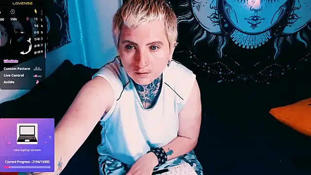 Marieblueeyes online show from February 23, 2026, 12:39 pm