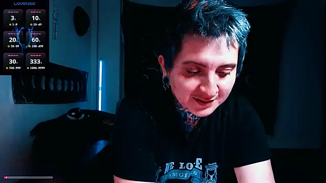 Marieblueeyes online show from March 24, 2026, 1:49 am