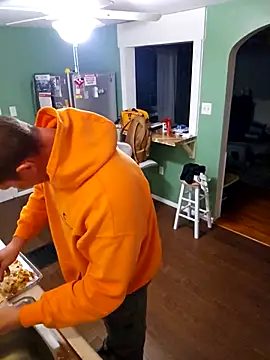 taurada76 online show from December 4, 2025, 11:15 pm