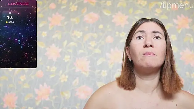 Snapshot of SophieBush chatting on September 25, 2025, 11:27 am SophieBush online show from September 25, 2025, 11:27 am