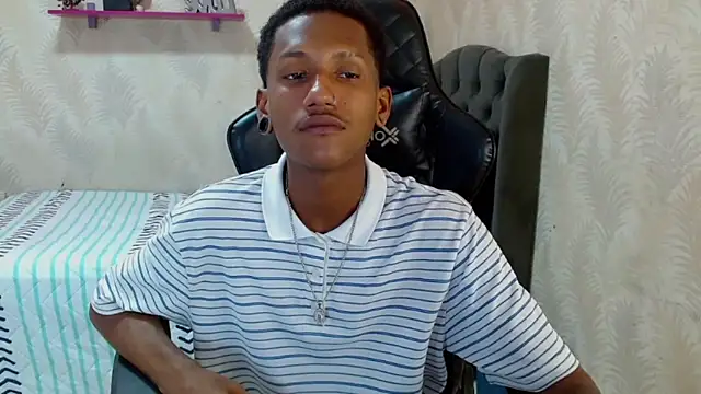 Snapshot of ManSant chatting on September 15, 2025, 2:17 pm ManSant online show from September 15, 2025, 2:17 pm