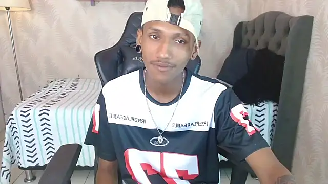 Snapshot of ManSant chatting on September 9, 2025, 1:53 pm ManSant online show from September 9, 2025, 1:53 pm