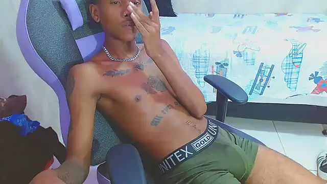 Snapshot of ManSant chatting on February 25, 2025, 5:40 pm ManSant online show from February 25, 2025, 5:40 pm