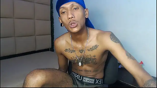 Snapshot of ManSant chatting on September 24, 2025, 3:29 pm ManSant online show from September 24, 2025, 3:29 pm