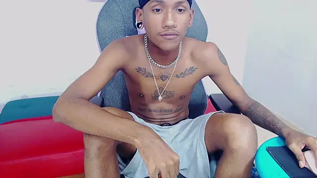 Snapshot of ManSant chatting on February 27, 2025, 5:37 pm ManSant online show from February 27, 2025, 5:37 pm