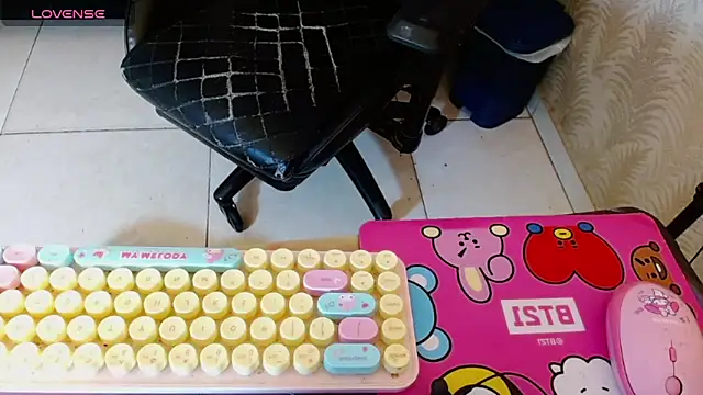 Snapshot of ManSant chatting on September 23, 2025, 2:35 pm ManSant online show from September 23, 2025, 2:35 pm