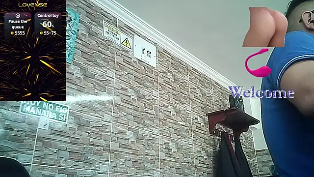 Snapshot of SexDiffrent chatting on October 30, 2025, 4:37 pm SexDiffrent online show from October 30, 2025, 4:37 pm