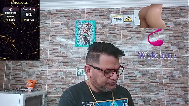 Snapshot of SexDiffrent chatting on October 27, 2025, 3:35 pm SexDiffrent online show from October 27, 2025, 3:35 pm