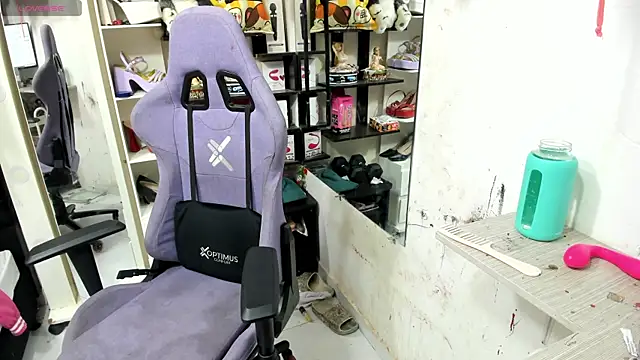 Snapshot of allsson_queen chatting on September 19, 2025, 3:10 am allsson queen online show from September 19, 2025, 3:10 am