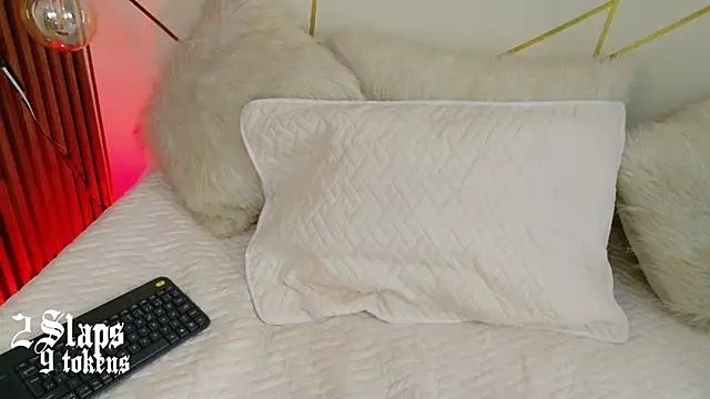 kim blake online show from November 7, 2025, 1:32 am