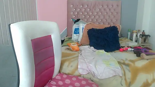Negrabig online show from March 6, 2025, 9:58 am