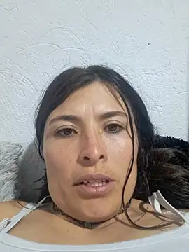 Alexandrasaenz online show from September 16, 2025, 1:39 am