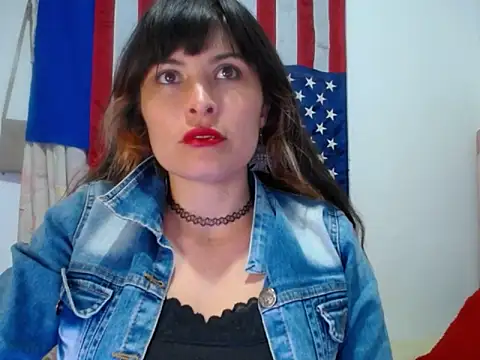 Alexandrasaenz online show from June 30, 2026, 8:42 pm