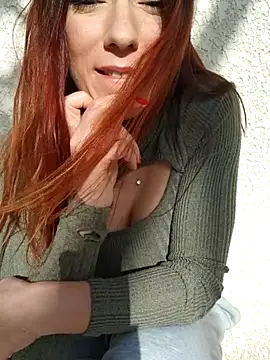 Snapshot of clara-francaise chatting on February 11, 2026, 3:12 pm clara-francaise online show from February 11, 2026, 3:12 pm