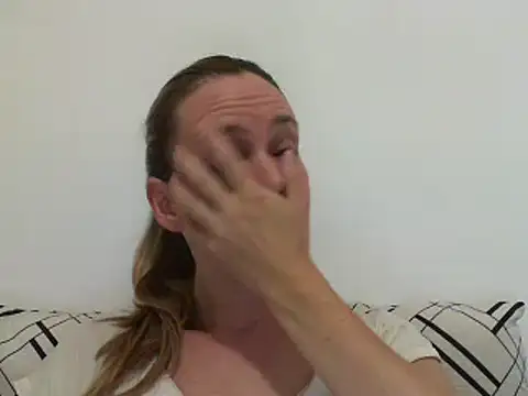 Annylove1 online show from March 19, 2025, 12:04 am