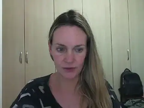 Annylove1 online show from February 25, 2025, 10:53 pm