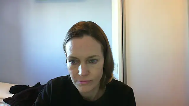 Snapshot of Annylove1 chatting on October 21, 2025, 10:47 am Annylove1 online show from October 21, 2025, 10:47 am