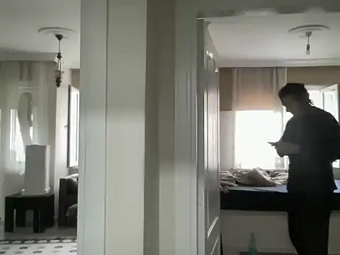 ALPHANDRE online show from September 26, 2025, 5:58 am