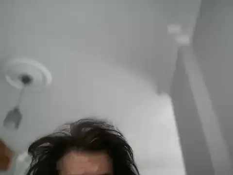 Snapshot of ALPHANDRE chatting on November 23, 2025, 6:23 am ALPHANDRE online show from November 23, 2025, 6:23 am