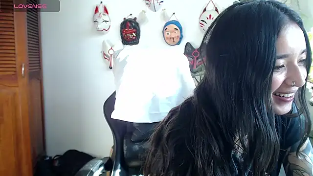 cat salo online show from March 11, 2026, 9:31 pm