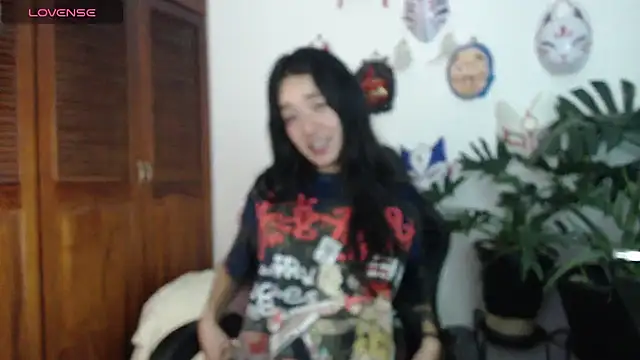cat salo online show from December 5, 2024, 11:12 pm