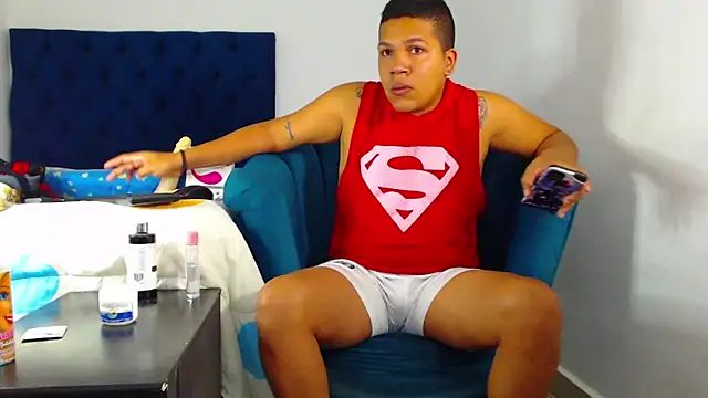 Snapshot of StevanHouston chatting on January 24, 2025, 2:51 pm StevanHouston online show from January 24, 2025, 2:51 pm