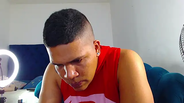 Snapshot of StevanHouston chatting on January 26, 2025, 5:13 pm StevanHouston online show from January 26, 2025, 5:13 pm